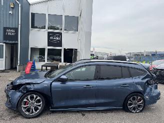 škoda osobní automobily Ford Focus 1.0 EcoBoost Hybride ST Line Style 2022/6