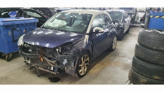 Démontage voiture Opel Adam Adam, Hatchback 3-drs, 2012 / 2019 1.4 16V 2013/2