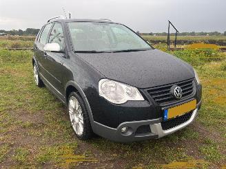 krockskadad bil auto Volkswagen Polo Polo cross 2007/3