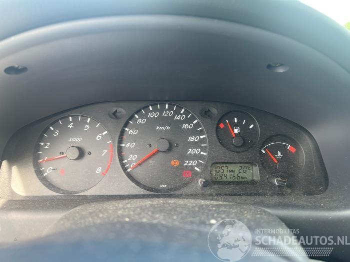 Nissan Almera Almera (N16), Hatchback, 2000 / 2006 1.5 16V