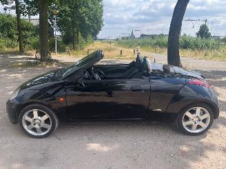 Schadeauto Ford Ka street 1.6 cabrio 2004/2