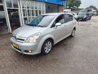 Schadeauto Toyota Corolla-verso 1.8 VTI AIRCO 5 PERSOONS 2006/6
