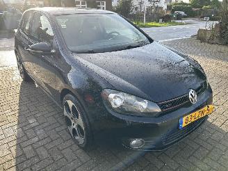 krockskadad bil auto Volkswagen Golf 1.2 TSI TRENDLINE 2010/8