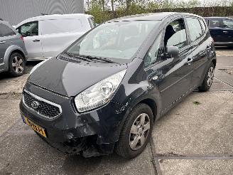 Damaged car Kia Venga 1.4 CVVT X-TRA 2012/4