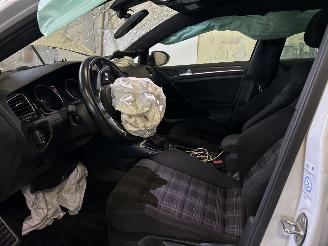 Volkswagen Golf 2.0 TSI GTI PERFORMANCE picture 9