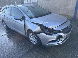 Opel Astra SPORTS TOURER  1.0Online Edition picture 4