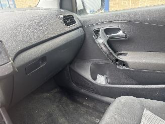 Volkswagen Polo 1.2  TDI picture 8