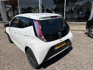 skadebil auto Toyota Aygo 1.0  VVT-I x play 2015/2