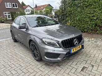 krockskadad bil auto Mercedes GLA 250 PRESTIGE 2015/8