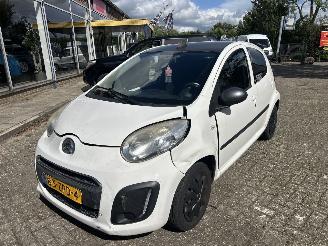krockskadad bil auto Citroën C1 1.0 COLLECTION 2013/1