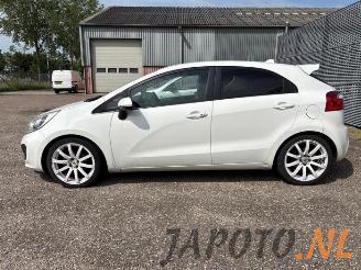 Kia Rio Rio III (UB), Hatchback, 2011 / 2017 1.1 CRDi VGT 12V picture 2