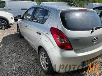 Hyundai I-20 i20, Hatchback, 2008 / 2015 1.2i 16V picture 3