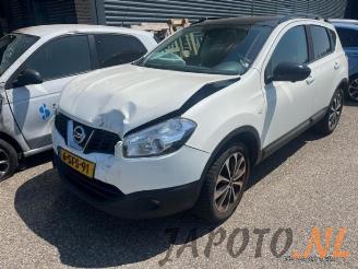 Vrakbiler auto Nissan Qashqai Qashqai (J10), SUV, 2007 / 2014 1.6 16V 2013/9