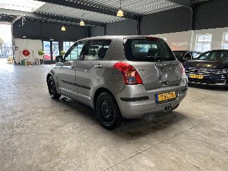 Suzuki Swift 1.3 picture 3