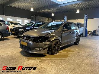 krockskadad bil auto Volkswagen Polo 1.2-12V BlueMotion Comfortline 2013/3