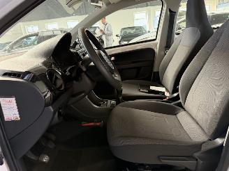 Volkswagen Up! 1.0 move up! BlueMotion NL NAP! picture 14