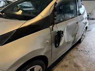 Toyota Aygo 1.0 VVT-i x-play Automaat! picture 9