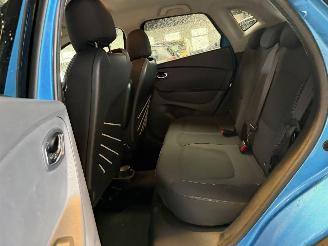 Renault Captur 1.2 TCe Dynamique picture 14