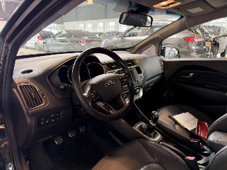Kia Rio 1.4 CVVT ExecutiveLine picture 19
