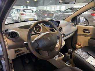 Renault Twingo 1.2-16V Dynamique picture 16