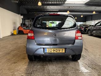 Renault Twingo 1.2-16V Dynamique picture 4