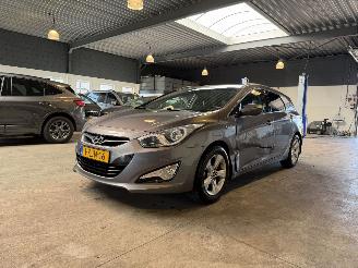 Damaged car Hyundai I-40 1.6 GDI Blue Business Edition 2013/5