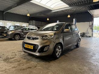 Schadeauto Kia Picanto 1.0 CVVT ISG Comfort Pack 2014/2
