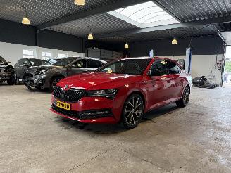 krockskadad bil auto Skoda Superb 1.5 TSI Sportline 2022/9