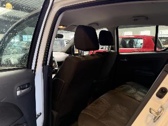 Opel Agila 1.0 Berlin picture 13