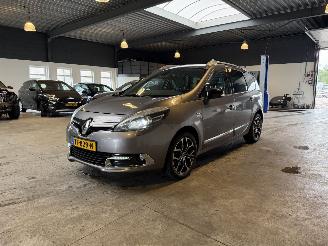 Auto incidentate Renault Grand-scenic 1.5 dCi Bose Automaat! 2015/3