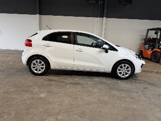 Kia Rio 1.2 CVVT Plus Pack picture 6