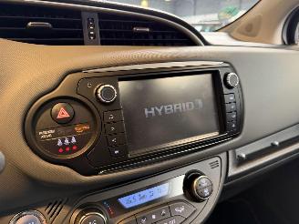 Toyota Yaris 1.5 Hybrid Volcano Edition picture 23