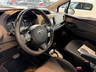 Toyota Yaris 1.5 Hybrid Volcano Edition picture 20