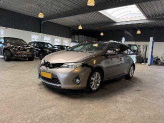 Damaged car Toyota Auris Touring Sports 1.8 Hybrid Sports 170.000 NAP! 2014/5
