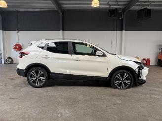 Nissan Qashqai 1.3 DIG-T 86.000 Automaat! picture 6