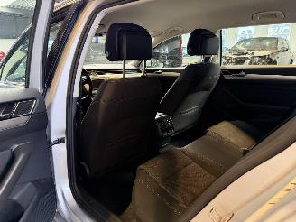 Volkswagen Passat 1.6 TDI BlueMotion picture 12
