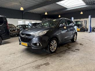 uszkodzony samochody osobowe Hyundai Ix35 2.0i i-Catcher Automaat! 2011/4