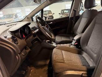 Opel Meriva 1.4 Turbo Design Edition picture 17