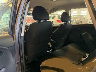 Kia Venga 1.6 CVVT Plus Pack Automaat! picture 16