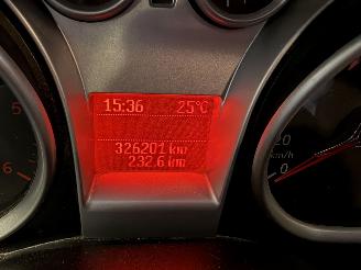 Ford Kuga 2.0 TDCi Titanium S 4WD picture 20