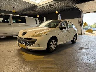 Unfallwagen Peugeot 206+ 1.4 XS 2010/1