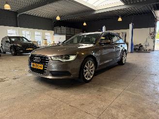 krockskadad bil auto Audi A6 avant 2.8 FSI Pro Line Plus 2012/6