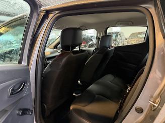 Renault Clio 1.5 dCi ECO Authentique picture 12
