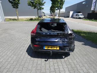 Volvo V-40 1.5 T3 Nordic+ picture 4
