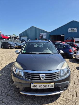 begagnad bil auto Dacia Sandero I STEPWAY (BS) Hatchback 1.6 (K7M-710) [64kW] 2010/10