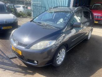 skadebil auto Mazda 5 5 (CR19) MPV 1.8i 16V (L823) [85kW] 2006/4