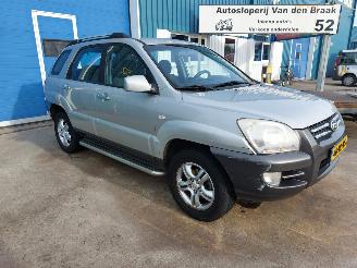 Kia Sportage Sportage (JE) Terreinwagen 2.0 CVVT 16V 4x2 picture 3