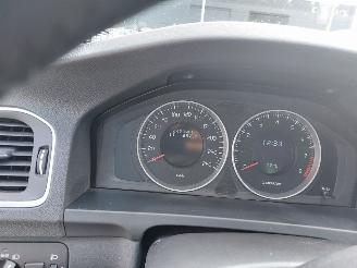 Volvo S-60 S60 II (FS) Sedan 1.6 T3 16V picture 11