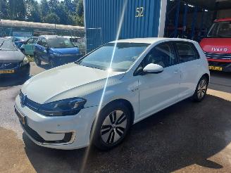 skadebil auto Volkswagen e-Golf Golf VII (AUA) Hatchback e-Golf 2015/4