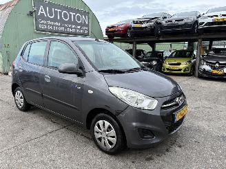Auto incidentate Hyundai I-10 1.0 51KW I-Drive Leer Scherm 5-Drs 2013/7